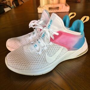 Nike Air Max Bella TR 2 Fitness Training Shoes Sneakers Women’s 7.5 AQ7492-102